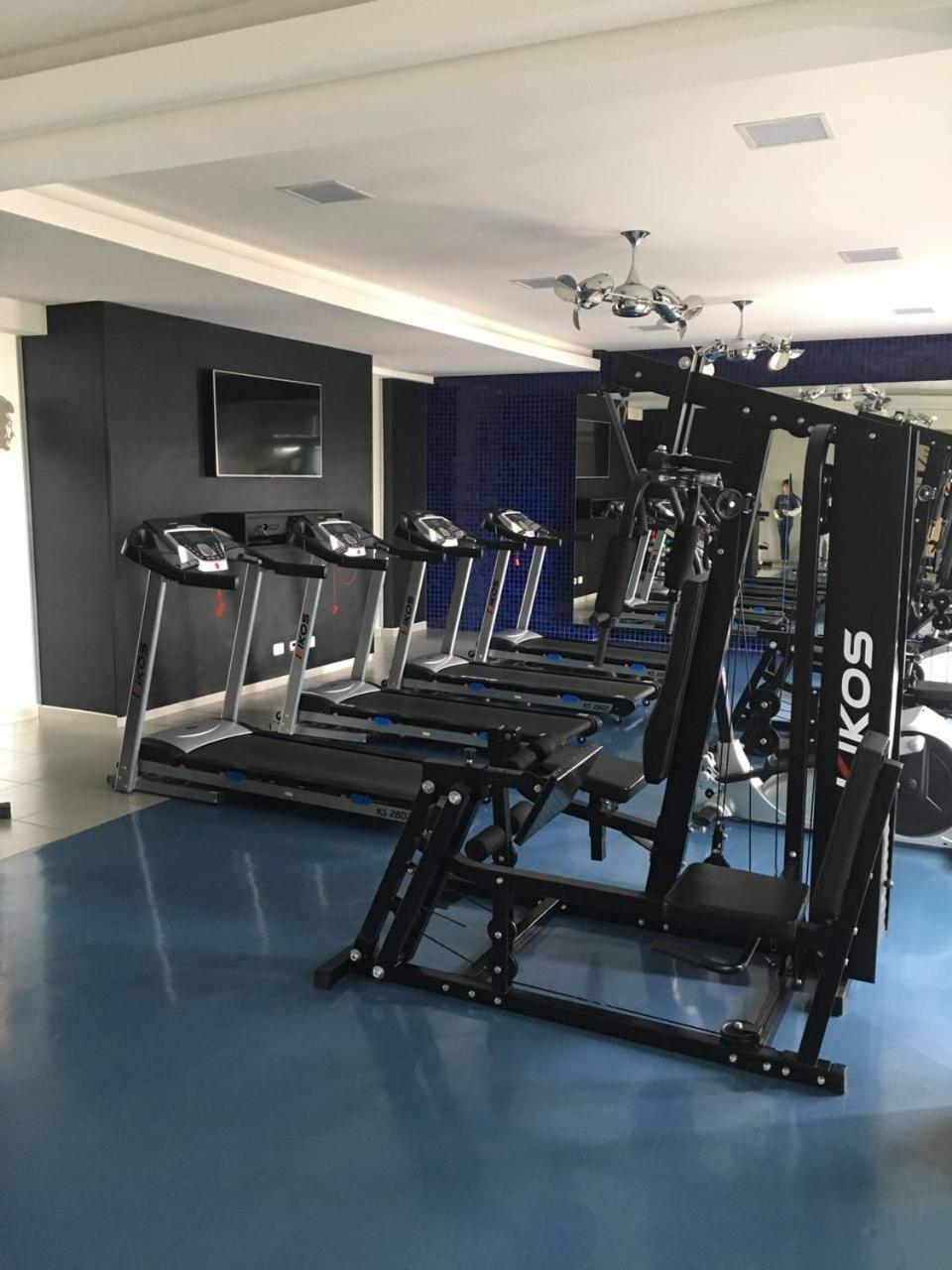 Estudio Moderno Com Linda Vista Para A Serra Curitiba Kültér fotó