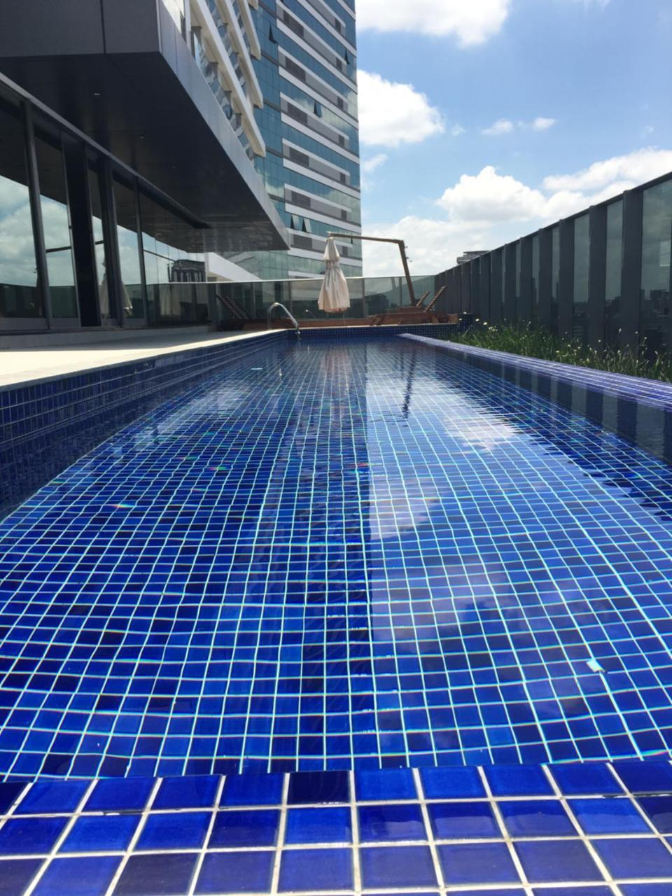 Estudio Moderno Com Linda Vista Para A Serra Curitiba Kültér fotó