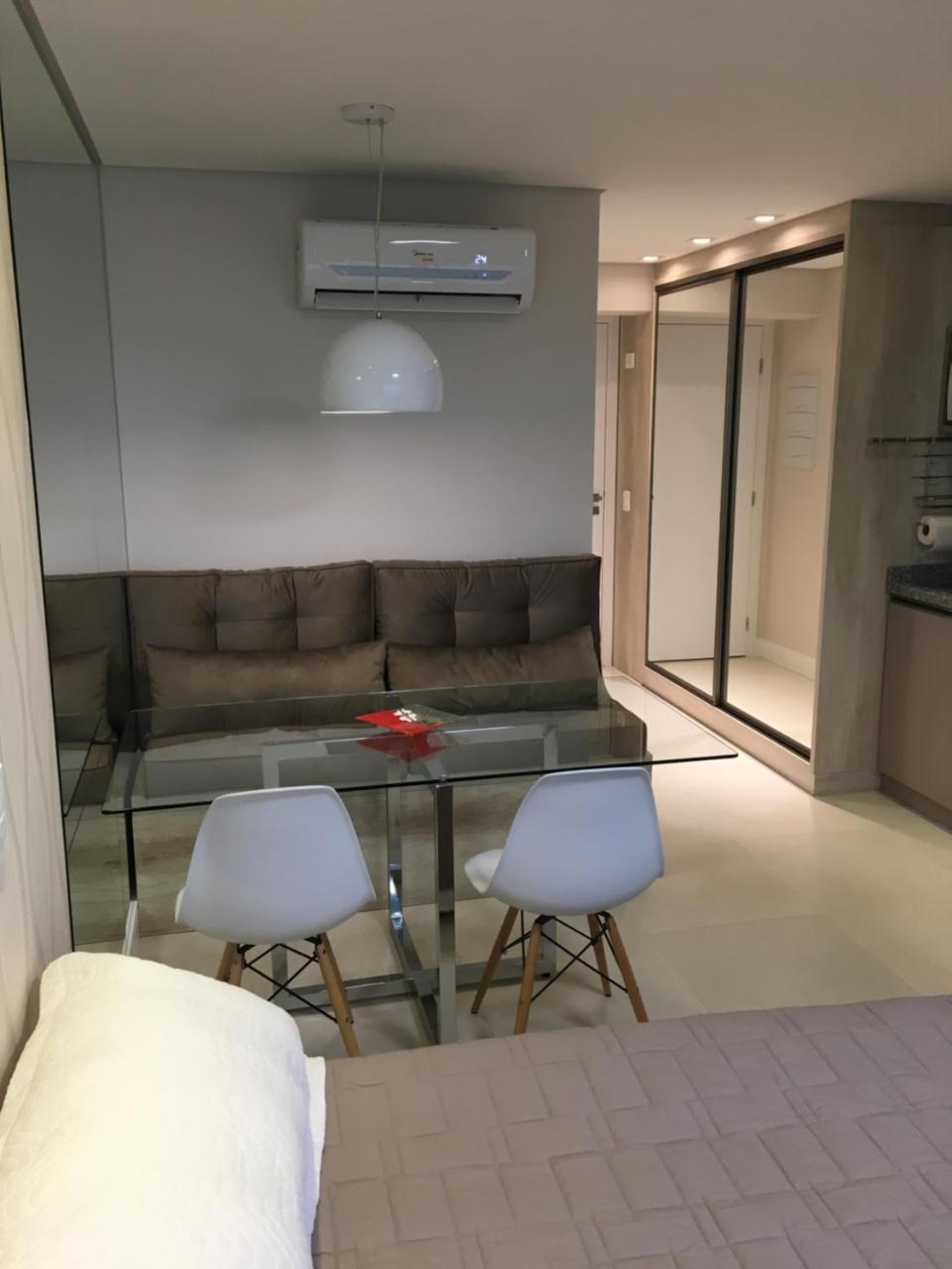 Estudio Moderno Com Linda Vista Para A Serra Curitiba Kültér fotó