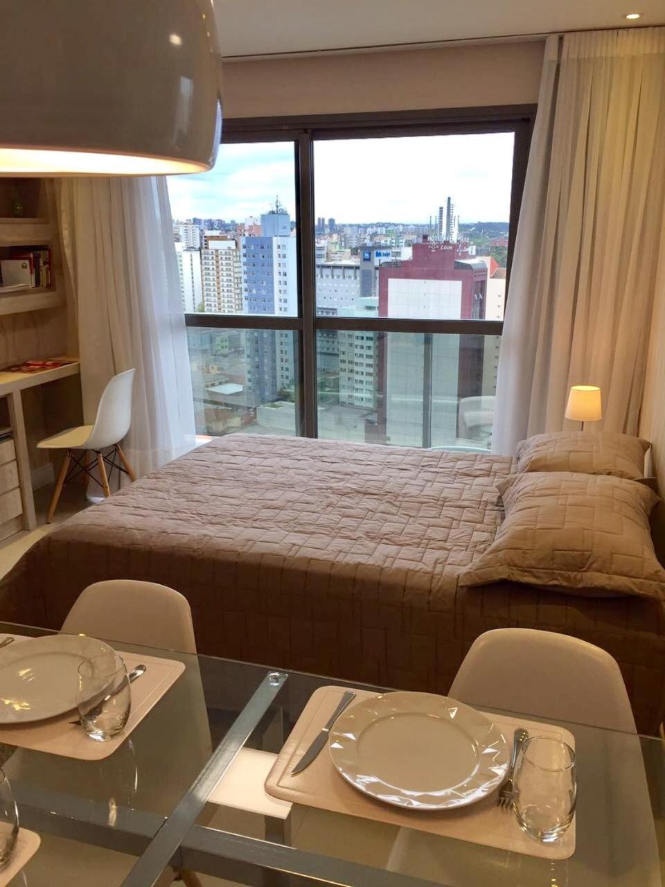 Estudio Moderno Com Linda Vista Para A Serra Curitiba Kültér fotó