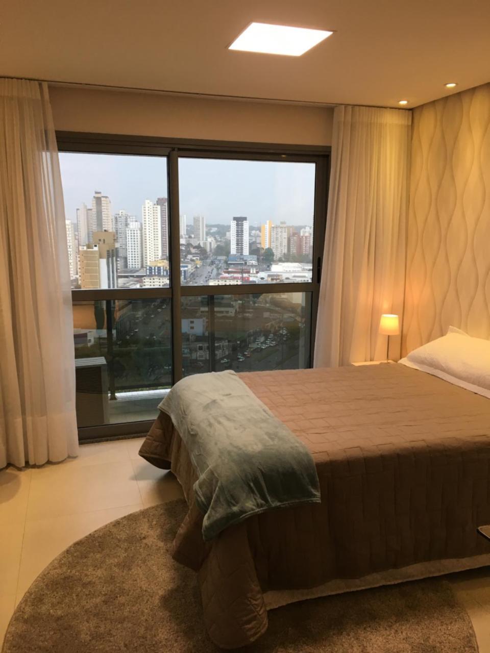 Estudio Moderno Com Linda Vista Para A Serra Curitiba Kültér fotó